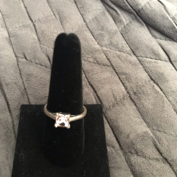 Fragrant Jewels ring - Picture 3 of 4